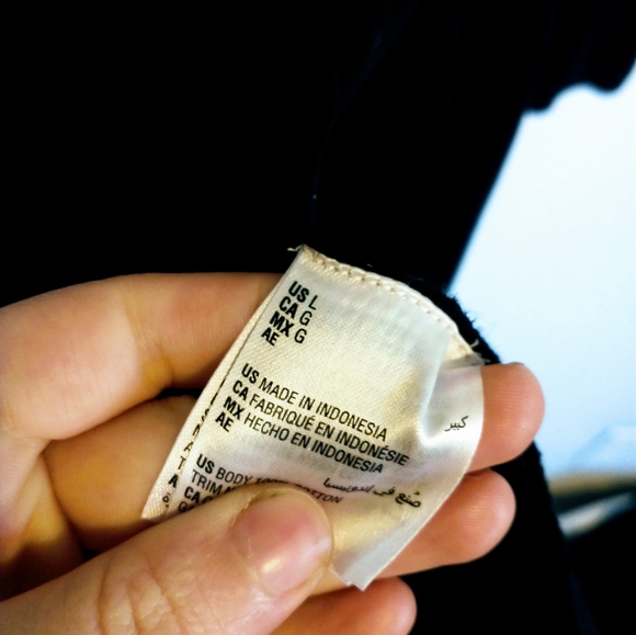 Red and black color blocked cardigan, heavy weight with black trim detail. Gold - Picture 4 of 5